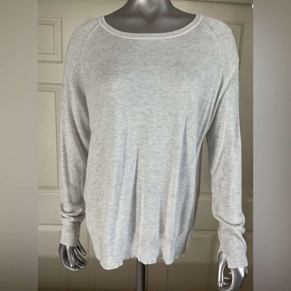 Zara Knit White Long Sleeve Sweater Women's Size Medium Crew Neck